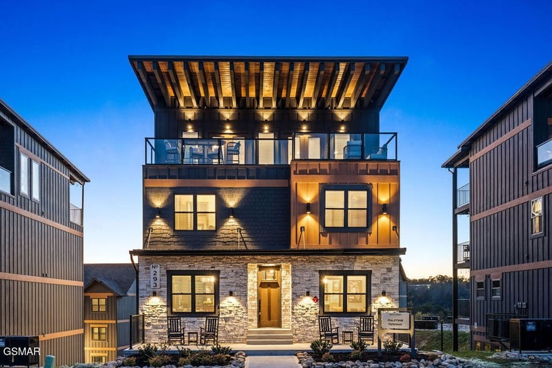 293 Rambling Creek Way, Sevierville, TN 37862