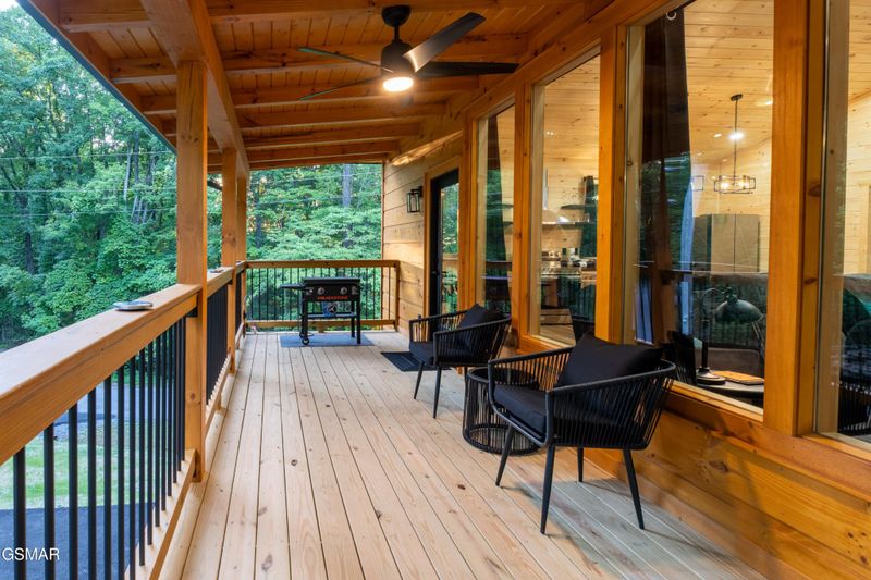 2110 Red Bud Rd, Sevierville, TN 37876