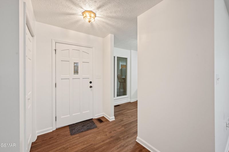 1405 Cherokee Dr, Sevierville, TN 37862
