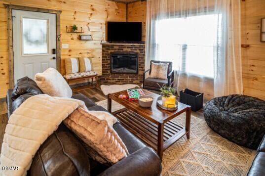 1654 Veterns Blvd #6, Sevierville, TN 37876