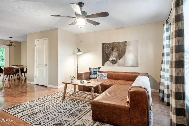 1446 William Holt Blvd, Sevierville, TN 37862