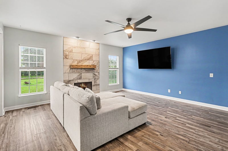 102 Clairmonte Ln, Hendersonville, TN 37075