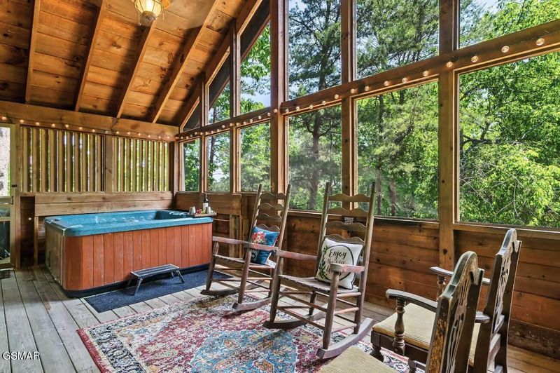 1637 Ridgecrest Dr, Sevierville, TN 37876