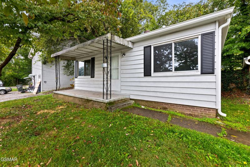 409 Eastgate Rd, Sevierville, TN 37862