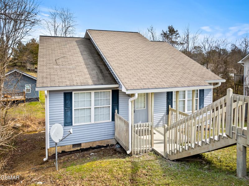 238 Gray Slate Cir, Sevierville, TN 37876