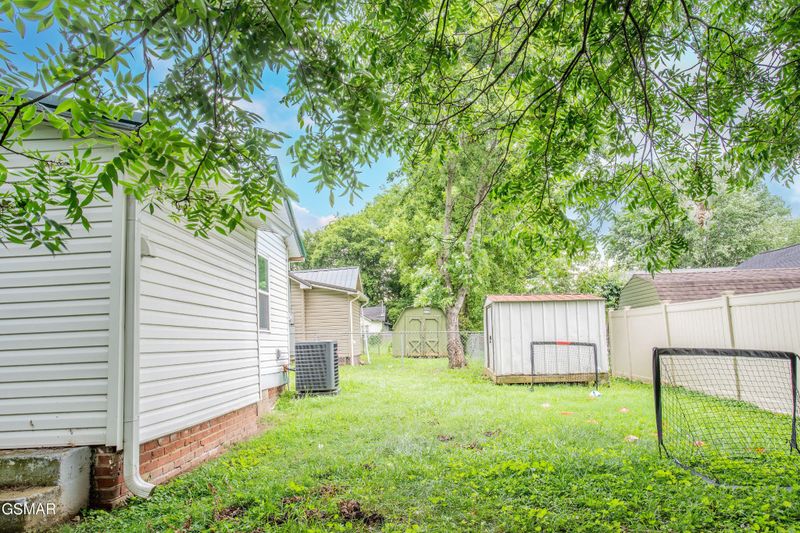121 North Pw, Sevierville, TN 37876