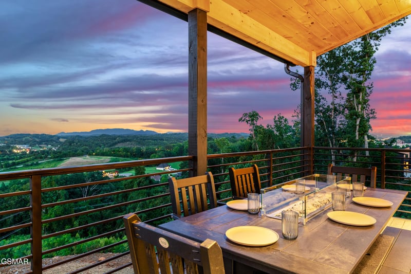 1409 Reedmont Way, Sevierville, TN 37876