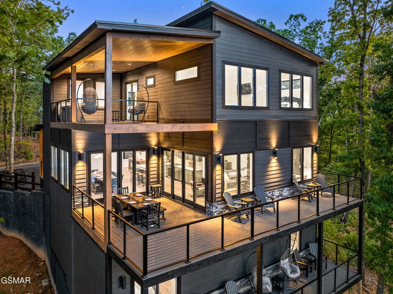 3823 Heavens View Ln, Sevierville, TN 37876