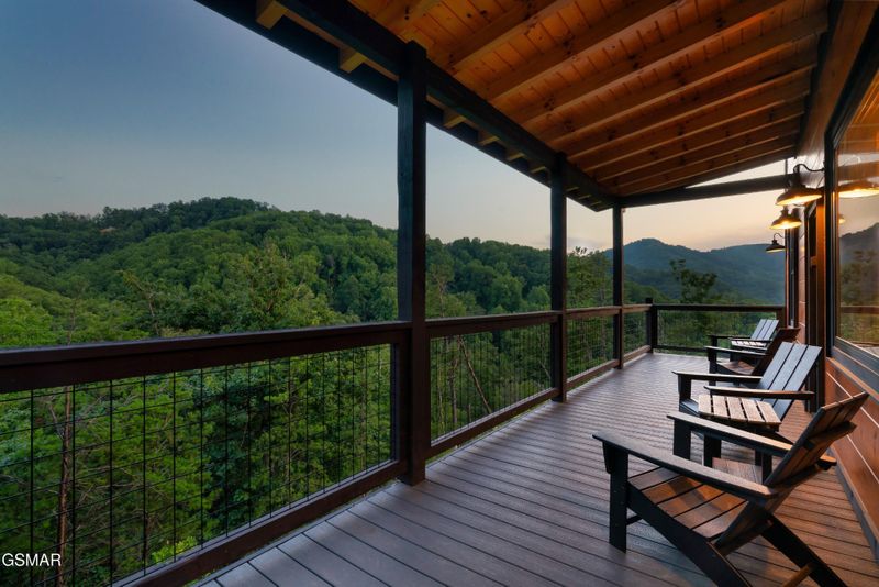 3304 Sugar Maple Loop Rd, Sevierville, TN 37862