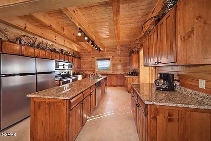 2315 Top Of The World Dr, Sevierville, TN 37876