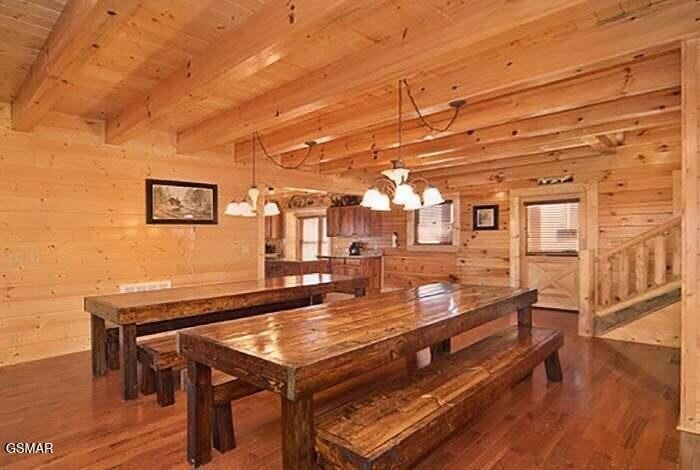 2315 Top Of The World Dr, Sevierville, TN 37876