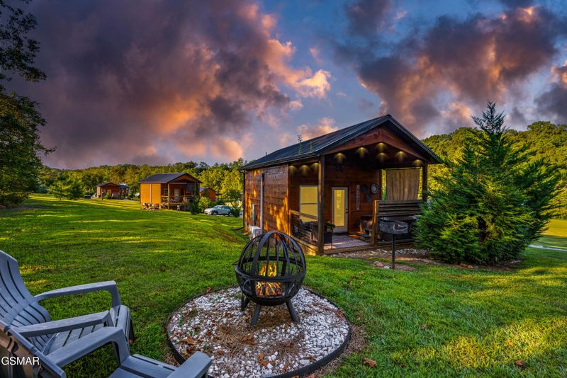 2691 Jessie Rd #4, Sevierville, TN 37876