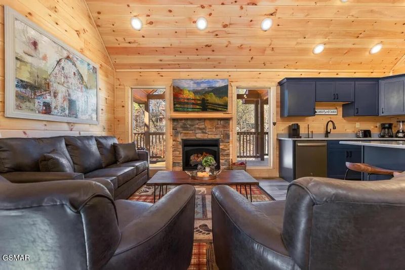 1233 Parkview Vista Way, Sevierville, TN 37862