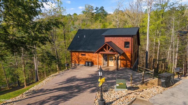 2311 Wild Heron Way, Sevierville, TN 37862
