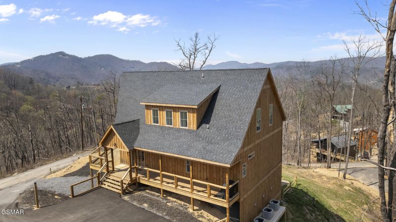 2241 Headrick Lead, Sevierville, TN 37862