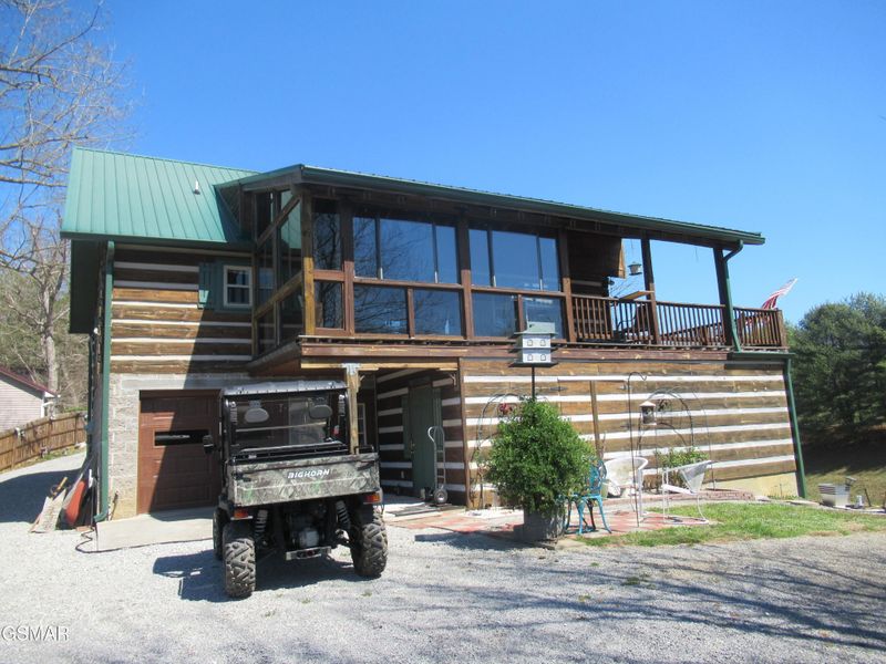 3002 Nellie Dr, Sevierville, TN 37876