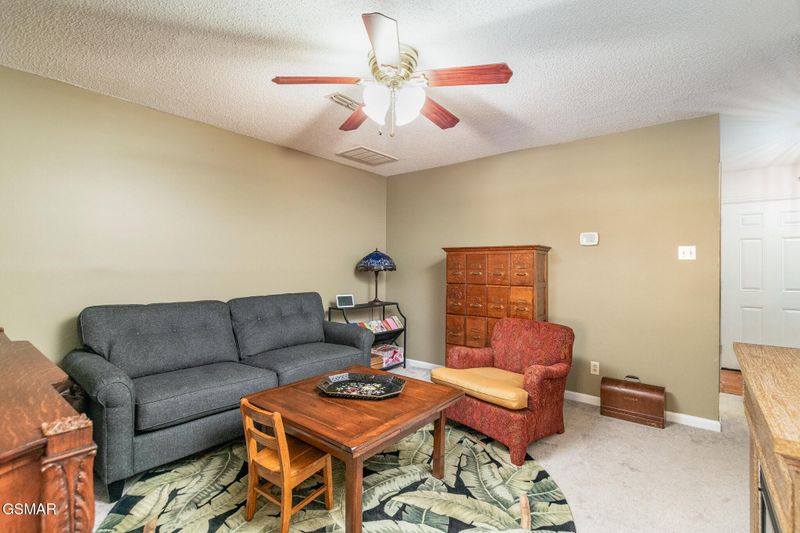 2117 Larimer St, Knoxville, TN 37921
