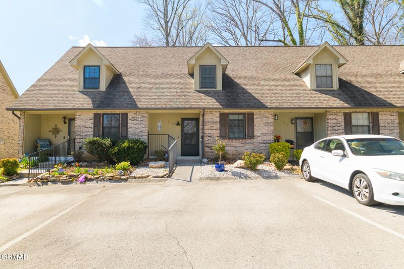 2117 Larimer St, Knoxville, TN 37921