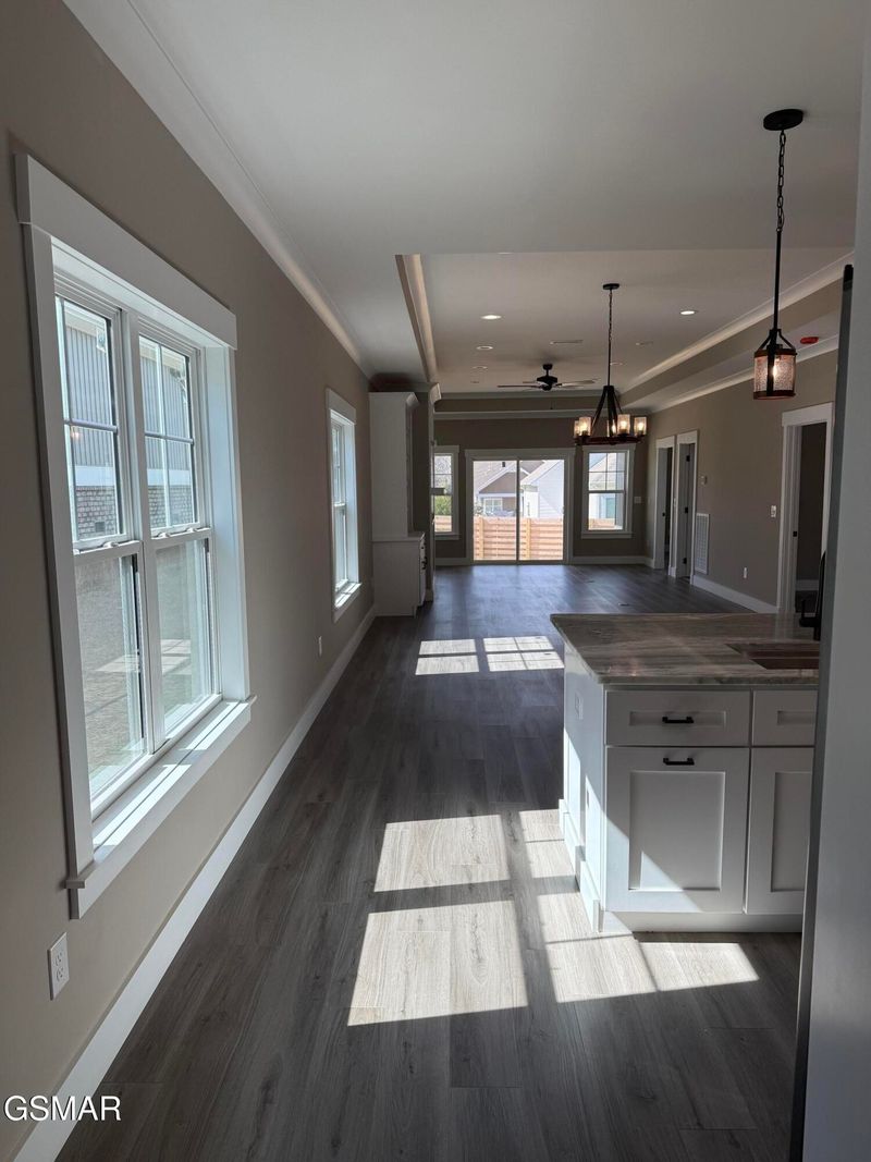 650 Johnson Estate Ln, Sevierville, TN 37862