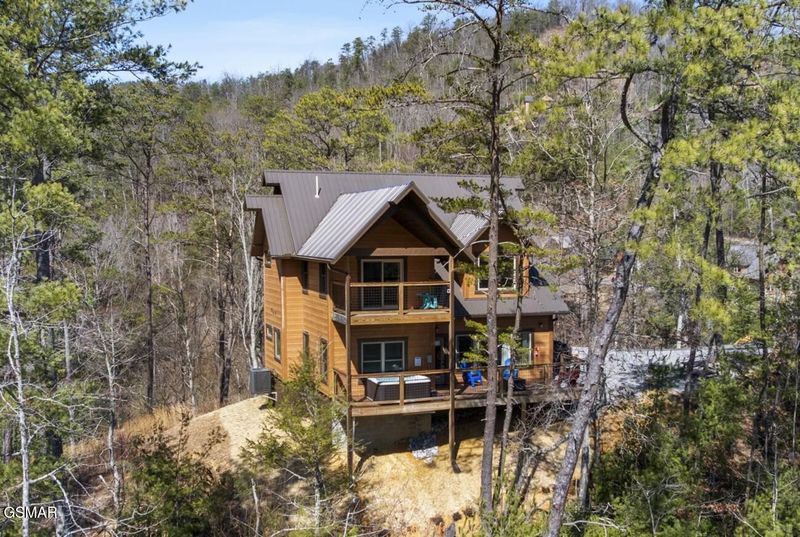 4228 Wears Valley Rd #11, Sevierville, TN 37862