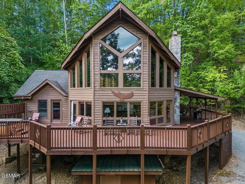 2771 Overholt Trl, Sevierville, TN 37862