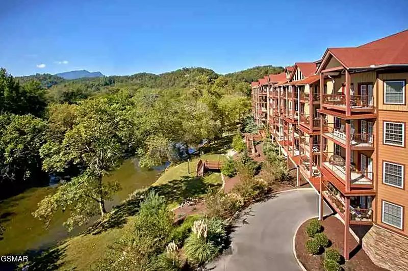 527 River Place Way #334, Sevierville, TN 37862