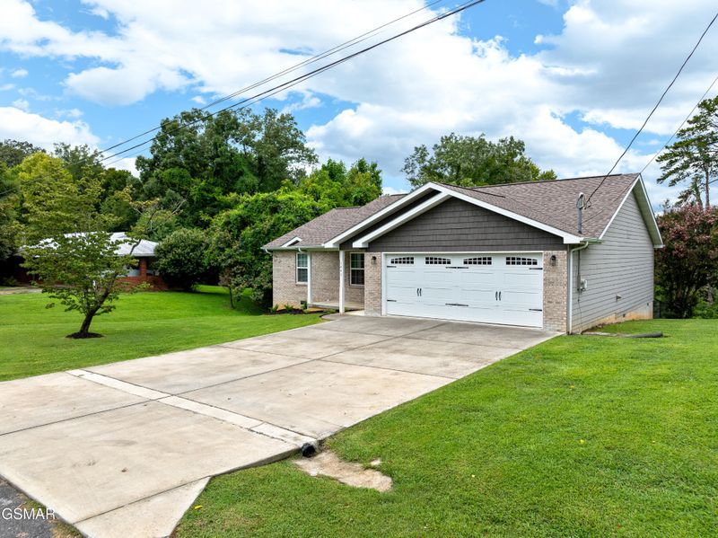 1441 Cherokee Cir, Sevierville, TN 37862