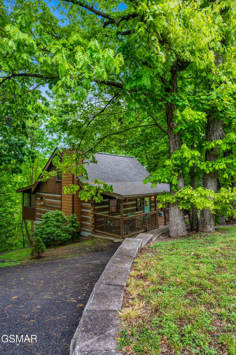 1776 Blue Ridge Rd, Sevierville, TN 37876