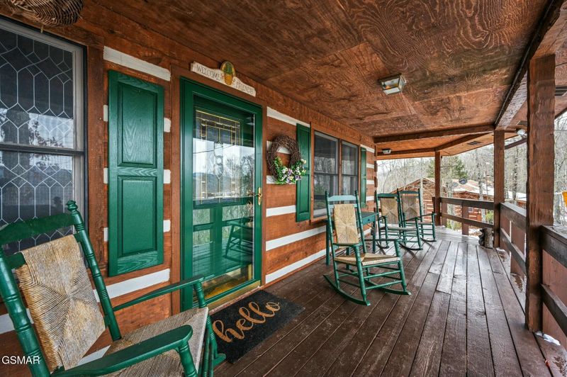3013 Hatcher Top Rd, Sevierville, TN 37862