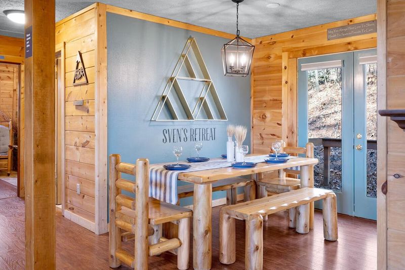 2230 Hidden Mountain Rd, Sevierville, TN 37876