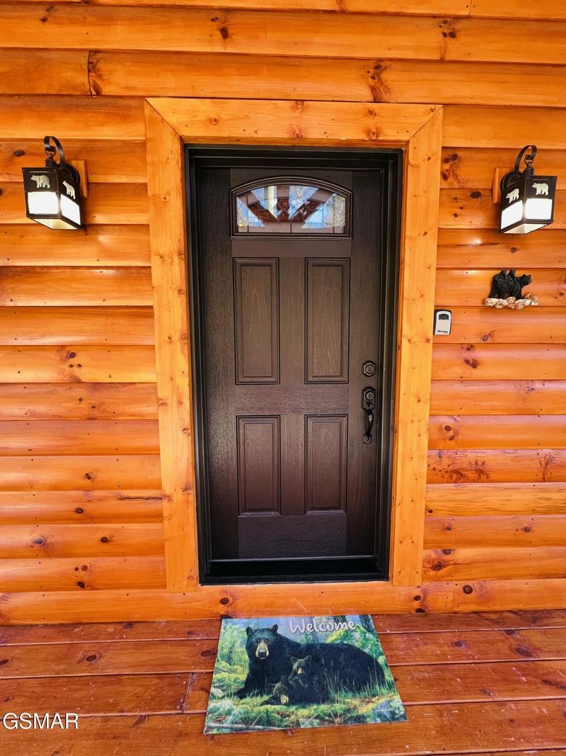 1920 Walker Trl, Sevierville, TN 37876
