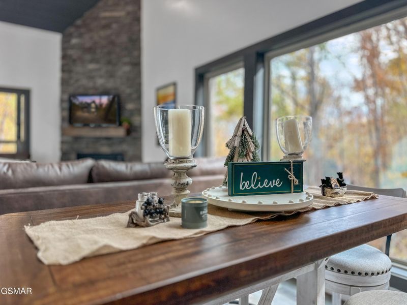 2615 Whippoorwill Hill Way, Sevierville, TN 37862