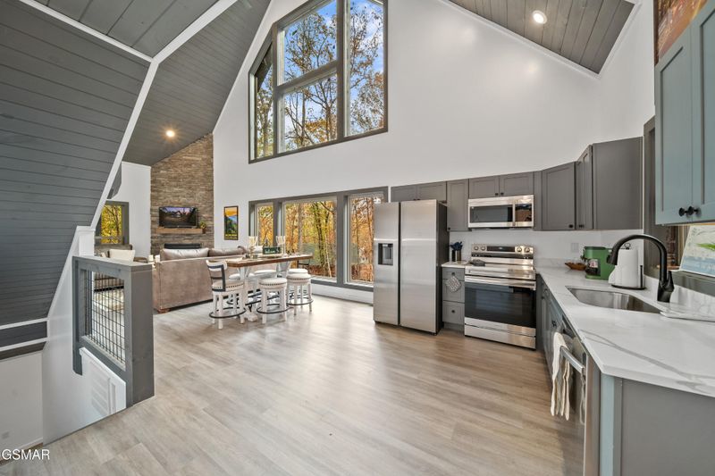 2615 Whippoorwill Hill Way, Sevierville, TN 37862