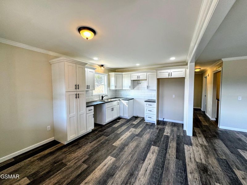 329 Leamer Dr, Sevierville, TN 37876