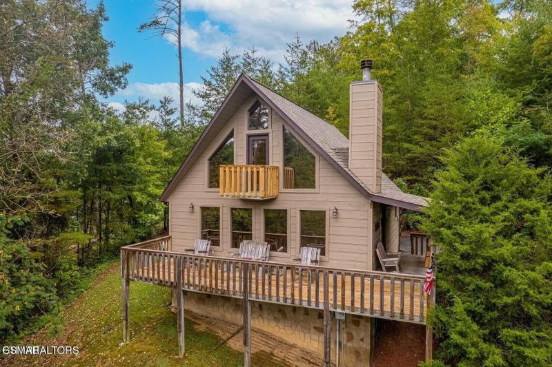 2449 Burke Ave, Sevierville, TN 37876