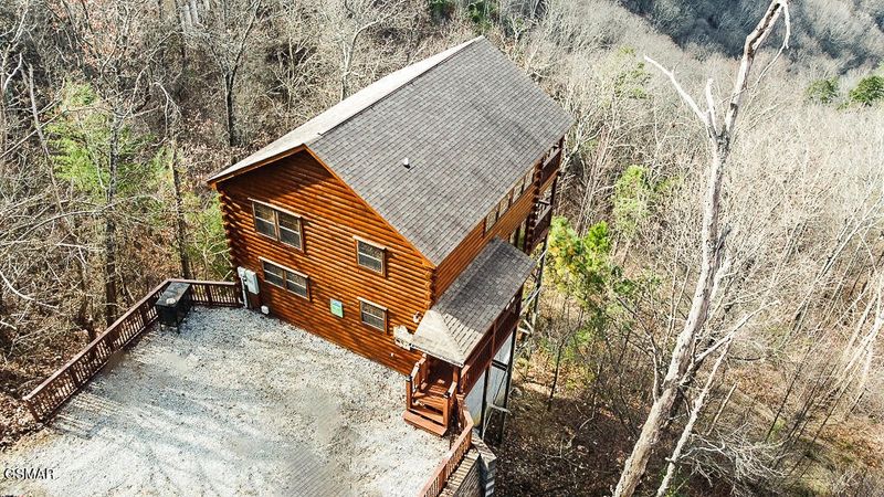 2131 Paradise View Way, Sevierville, TN 37876