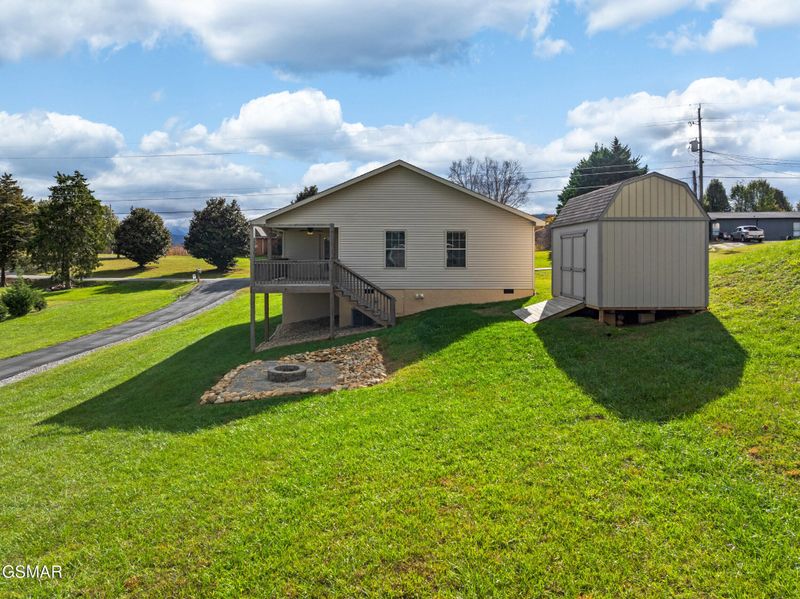 1453 Flatwood Rd, Sevierville, TN 37862