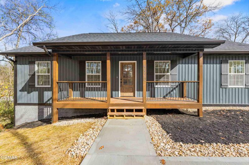 5520 Neubert Springs Rd, Knoxville, TN 37920
