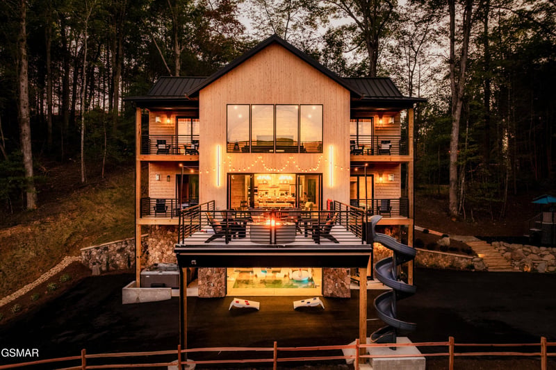 2934 Kettle Creek Way, Sevierville, TN 37876