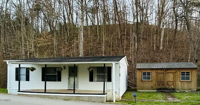 214 Cody Dr, Sevierville, TN 37862