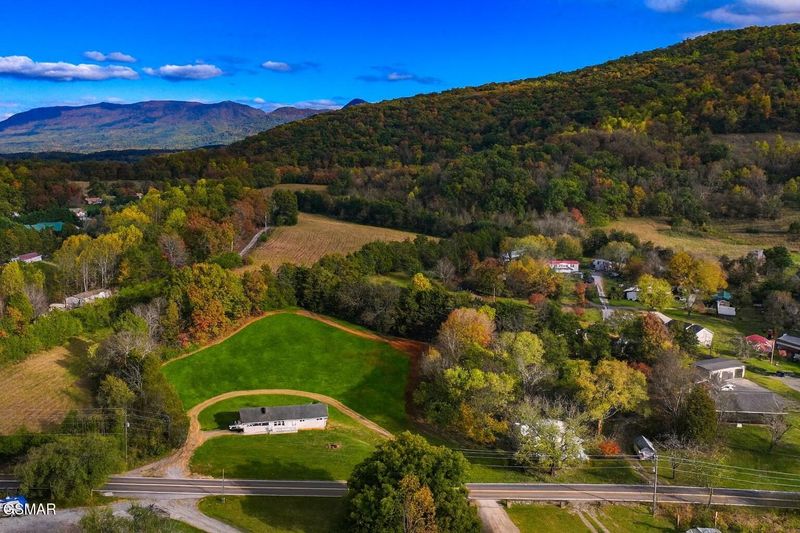 3177 Old Newport Hw, Sevierville, TN 37876