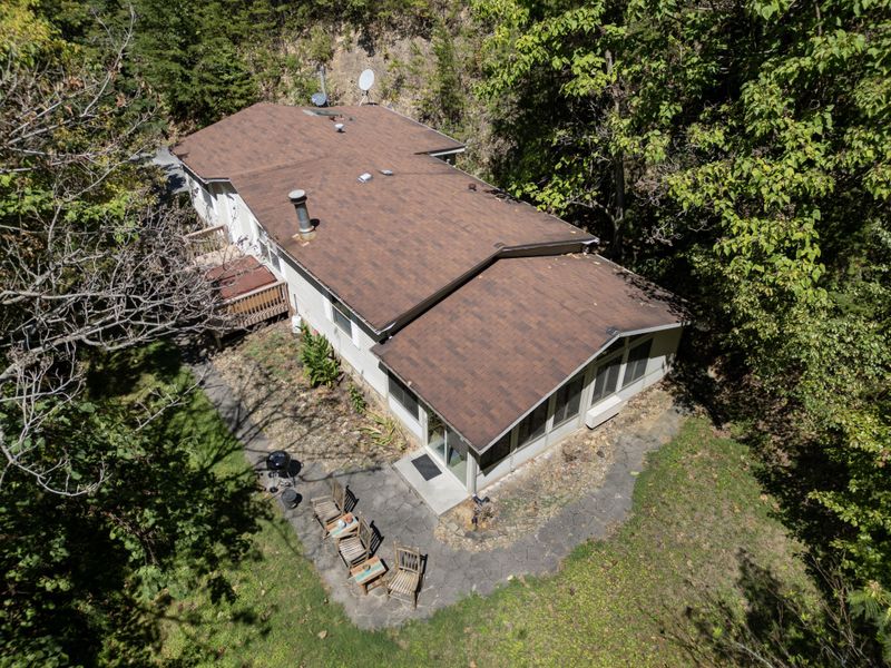 1046 Bryan View Rd, Sevierville, TN 37862
