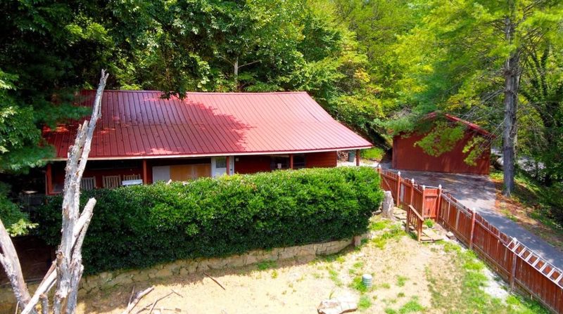 2019 Spence Mountain Loop, Sevierville, TN 37876