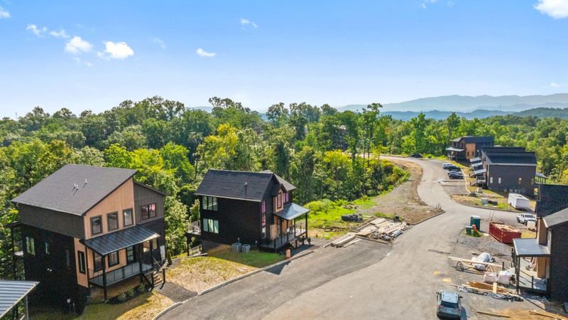 414 Compass Point Way, Sevierville, TN 37876