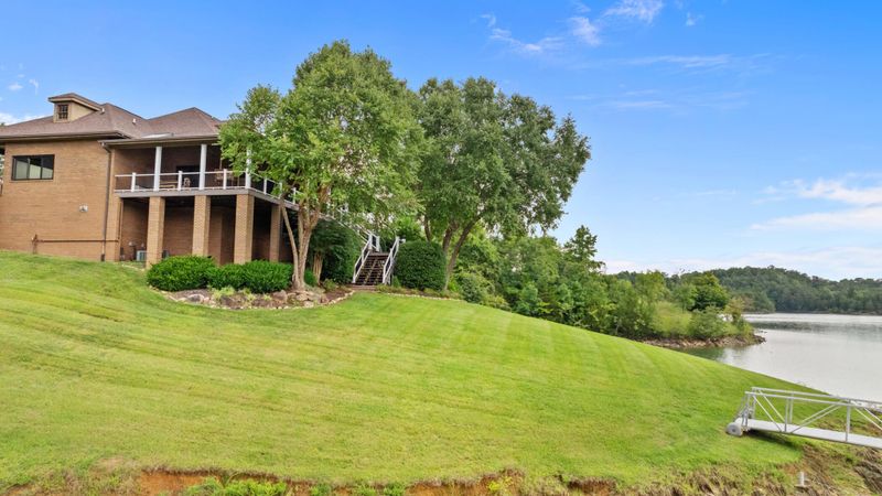 1998 Mccroskey Ln, Sevierville, TN 37876
