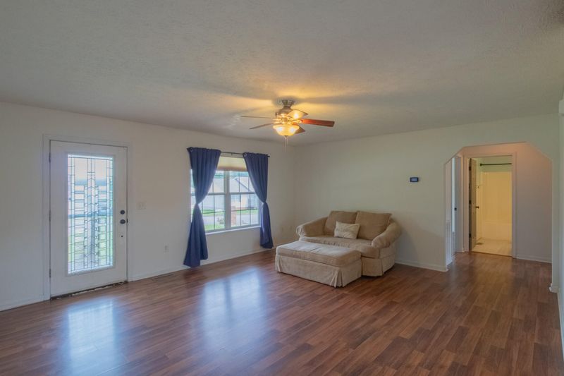 1623 Silverado Ct, Sevierville, TN 37876