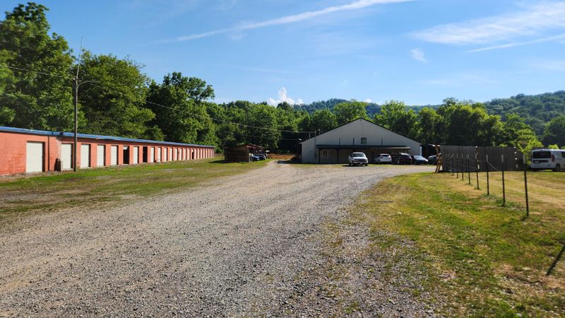 2980 Jones Cove Rd, Sevierville, TN 37876