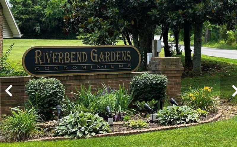 206 River Garden Ct, Sevierville, TN 37862
