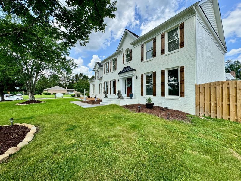 11924 W Fox Chase Cir, Knoxville, TN 37934