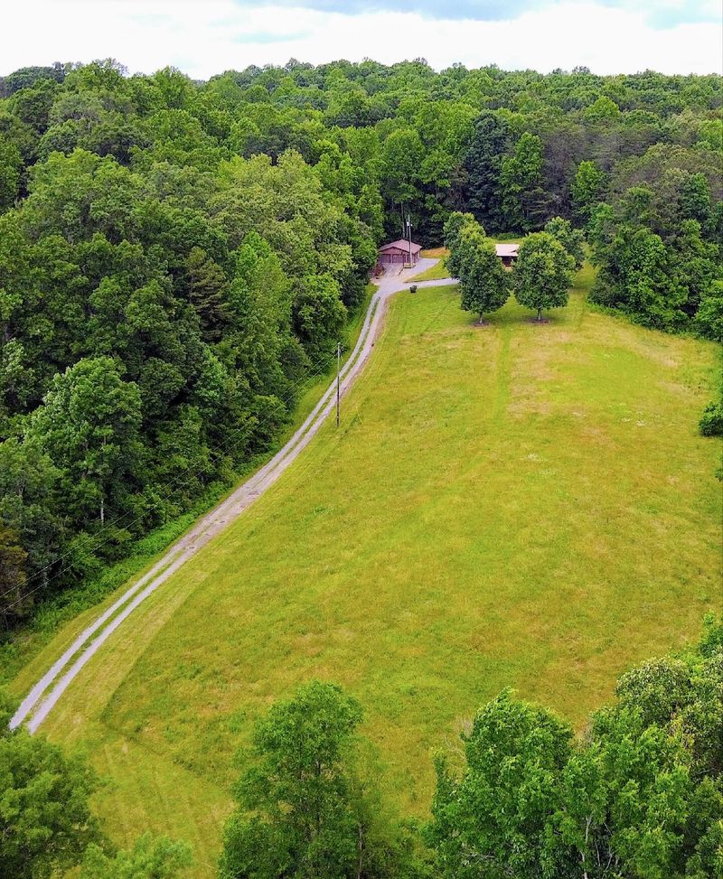 3464 Whaley Rd, Sevierville, TN 37876